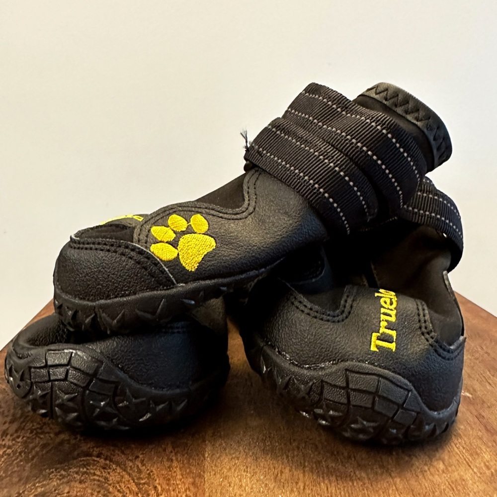 Medium-Large dog boots